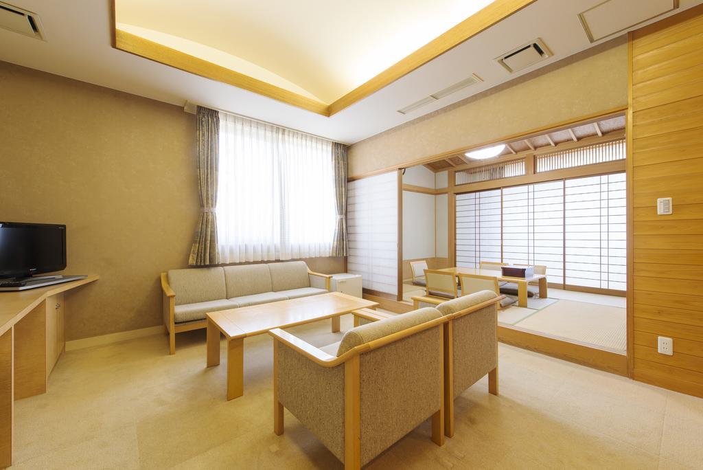Kokumin Syukusya Hotel Takachiho Miyazaki Exterior foto